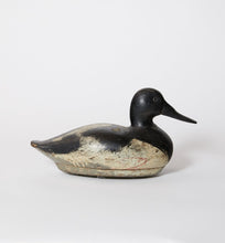 Load image into Gallery viewer, Vintage Duck Decoy

