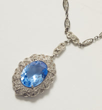 Load image into Gallery viewer, Edwardian Pendant Travel Necklace
