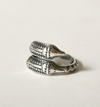 Load image into Gallery viewer, David Andersen &quot;Saga Series&quot; Sterling Silver Viking Ring
